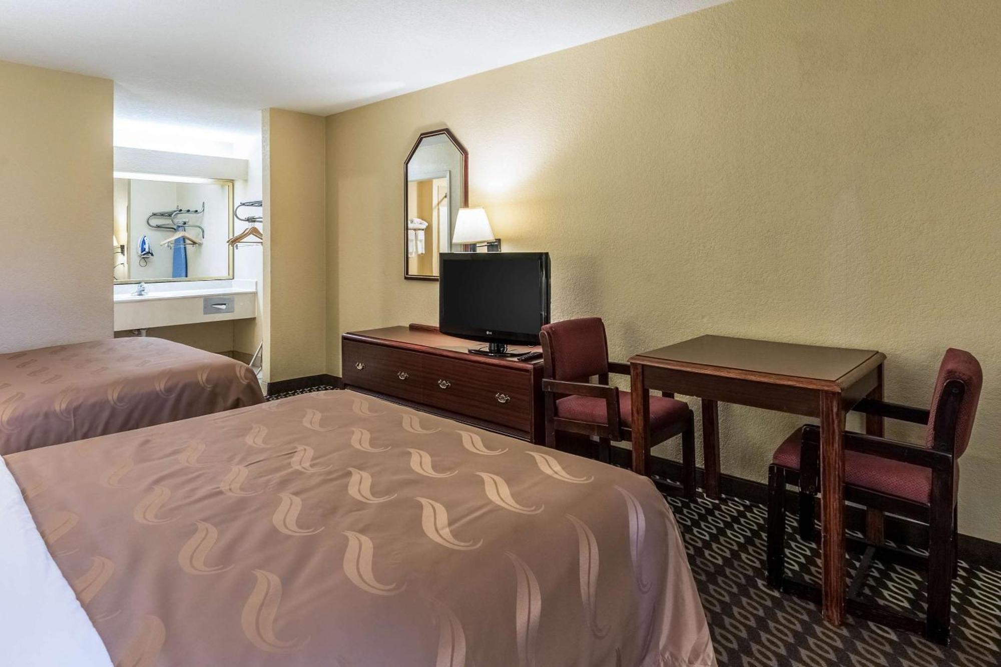 Quality Inn Александрія Екстер'єр фото