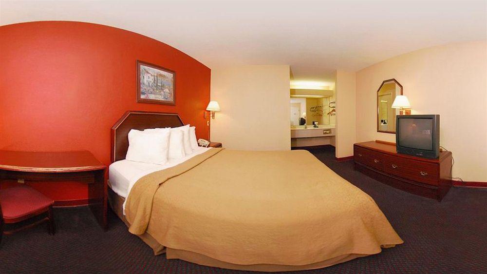 Quality Inn Александрія Екстер'єр фото