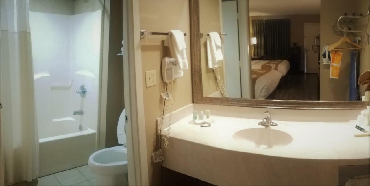 Quality Inn Александрія Екстер'єр фото